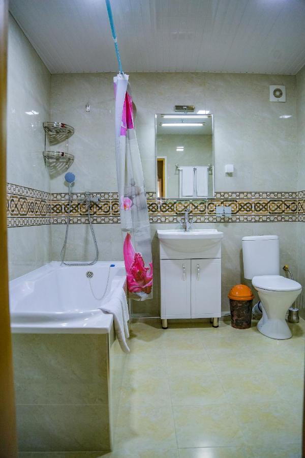 Old Gate Family Guest House Μπουχάρα Εξωτερικό φωτογραφία